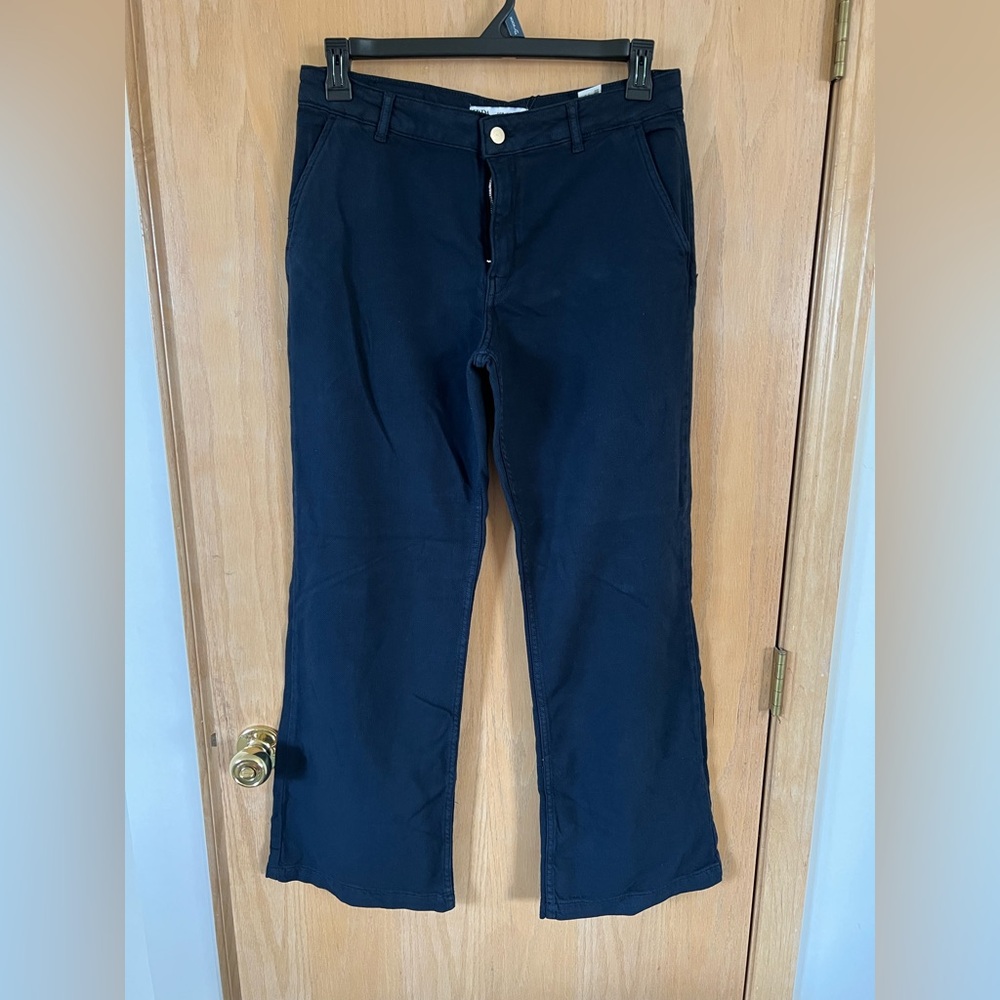 Zara Dark Wash Mid-Rise Chino Pants – Size 6 – Brand New